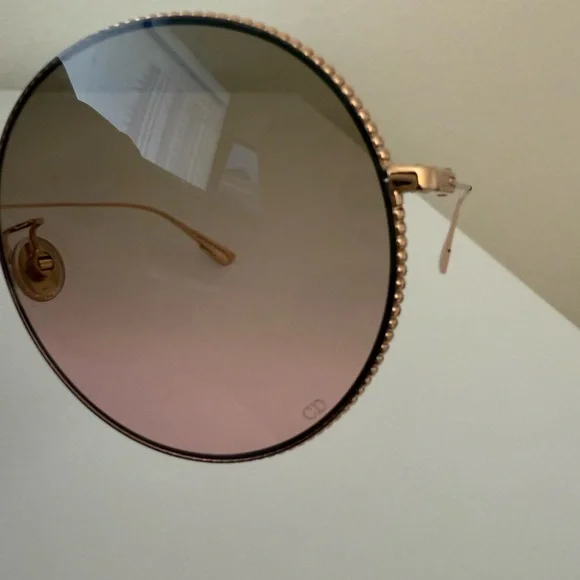 Dior Sunglasses - Picture 4 of 6